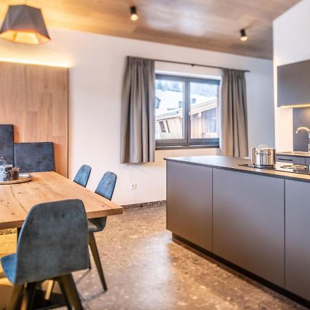 Apartment In Wald Im Pinzgau With A Carport 외부 사진